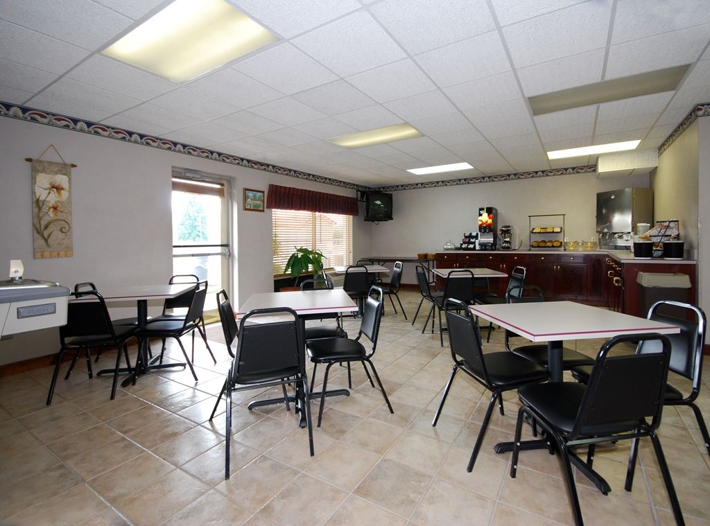 Beaver Dam Inn Interior photo